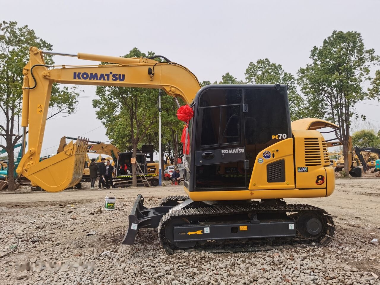 Miniexcavadora Komatsu PC70-8: foto 6