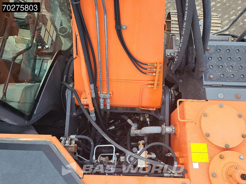 Excavadora de cadenas Hitachi ZX225 USRLC -3: foto 16