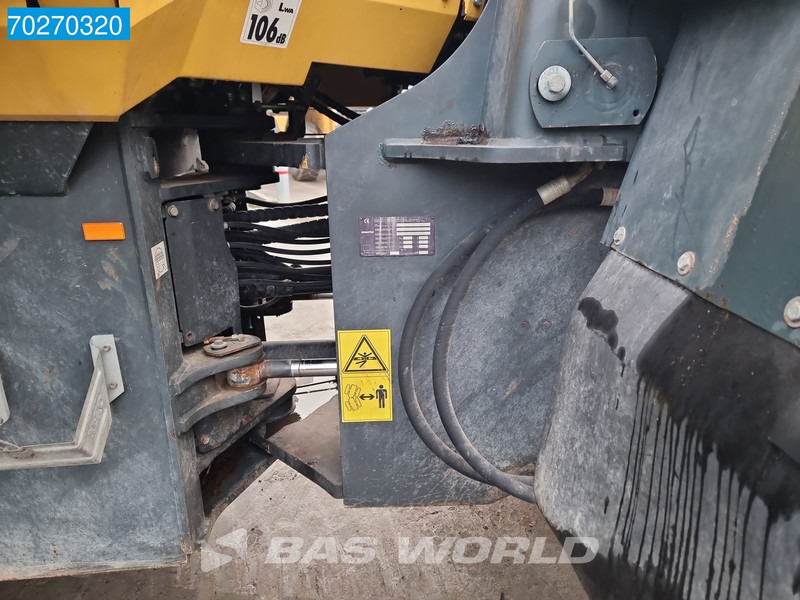 Cargadora de ruedas Komatsu WA380-6: foto 15