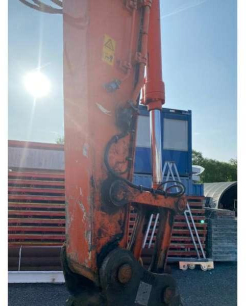 Excavadora de ruedas Hitachi ZX170W-5B: foto 7