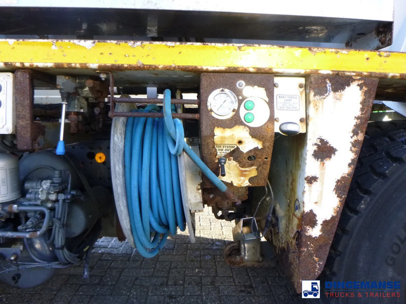 Limpieza de alcantarillado Mercedes-Benz Econic 1824 4x2 Whale vacuum tank 8.1 m3: foto 12