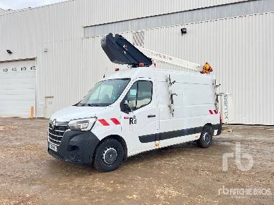 Camión con plataforma elevadora RENAULT MASTER Klubb K32 on Camion Nacelle: foto 20