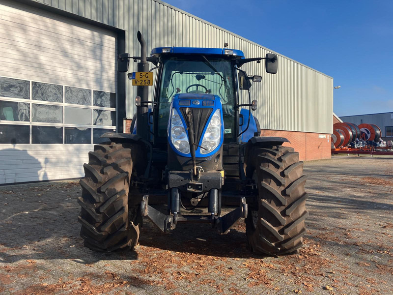 Tractor New Holland T6000 T6030 RC: foto 13