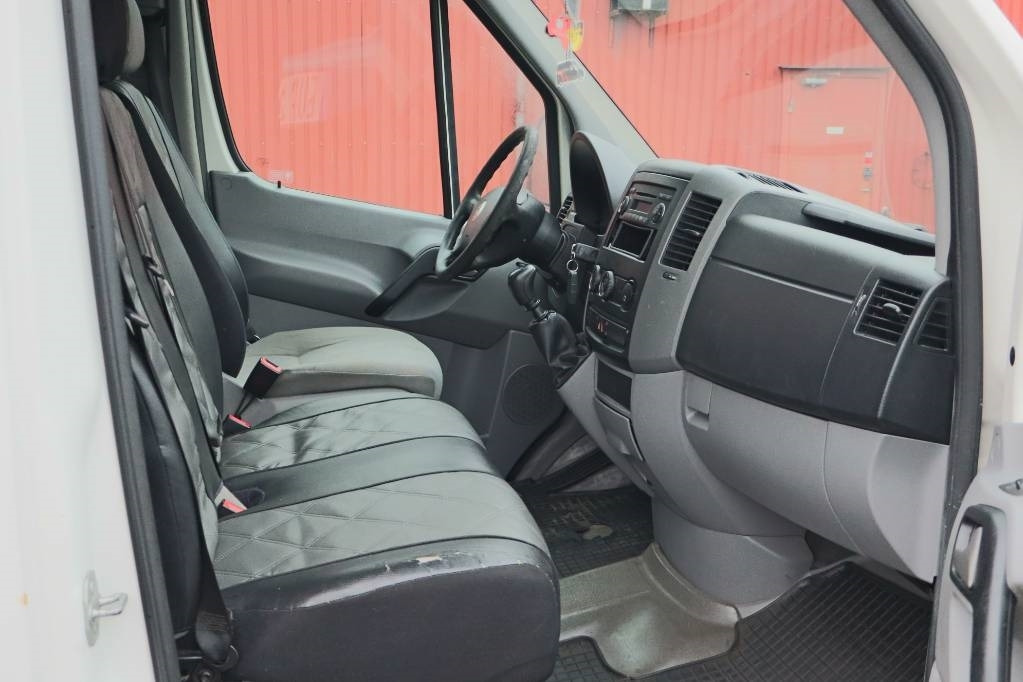 Furgón Volkswagen CRAFTER 35 SKÅP MR Serie 2830: foto 7