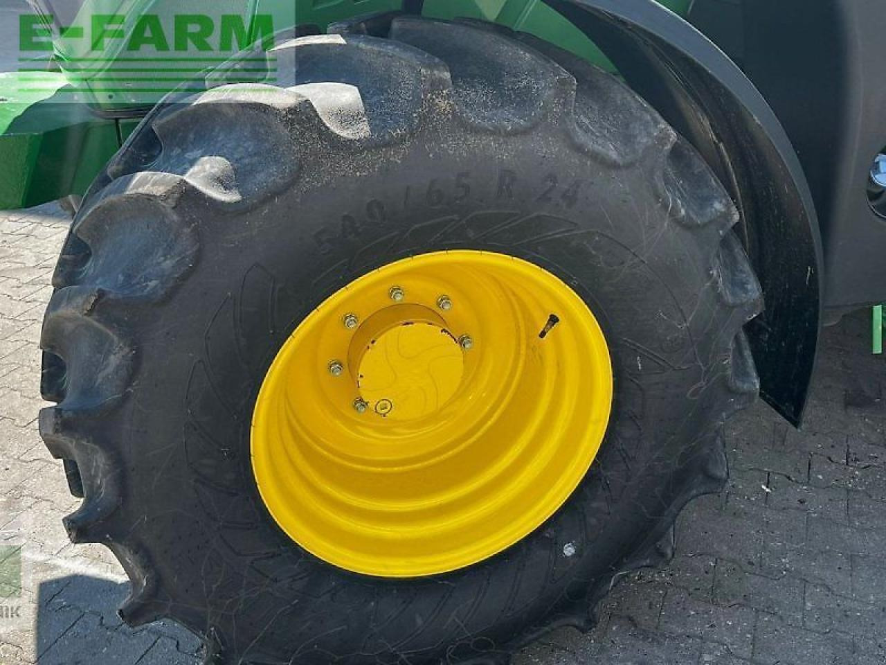 Tractor John Deere 6130r: foto 13