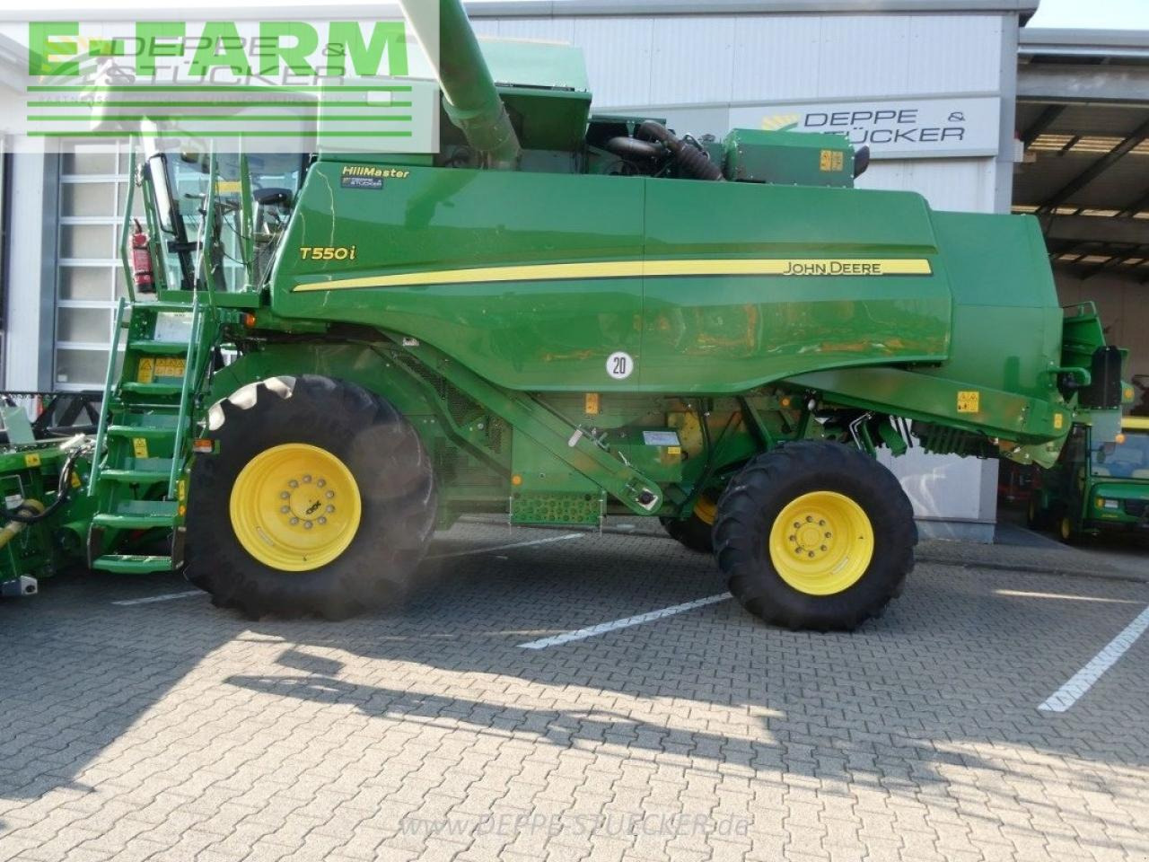 Cosechadora de granos John Deere t550 hm: foto 8