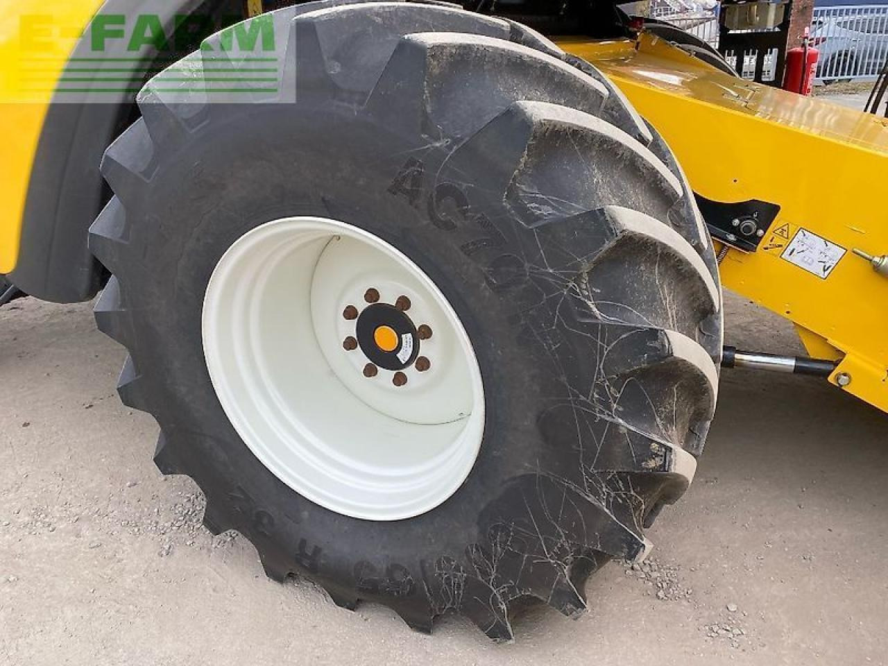 Cosechadora de granos New Holland cx 5.80: foto 12