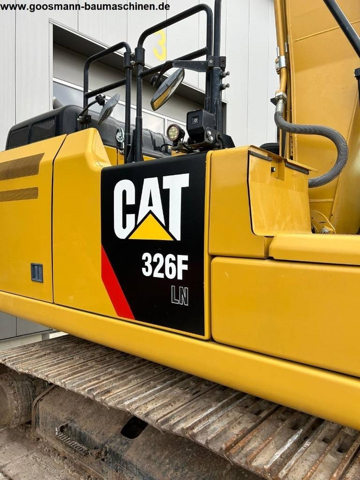 Excavadora de cadenas CAT 326 F LN: foto 23